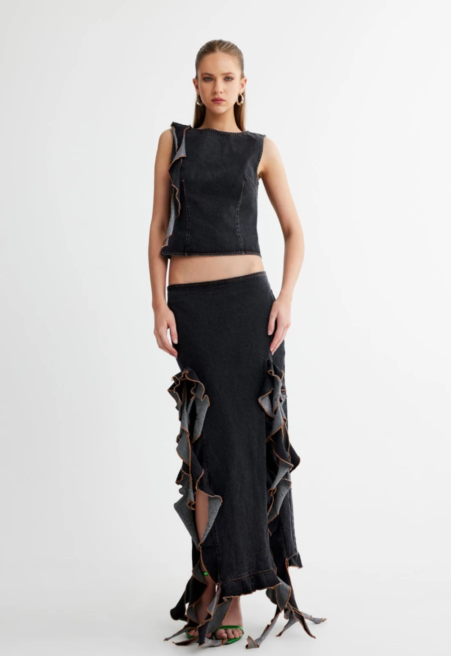 Lioness Women's Charcoal Rendezvous Skirt | Stylish and Comfortable