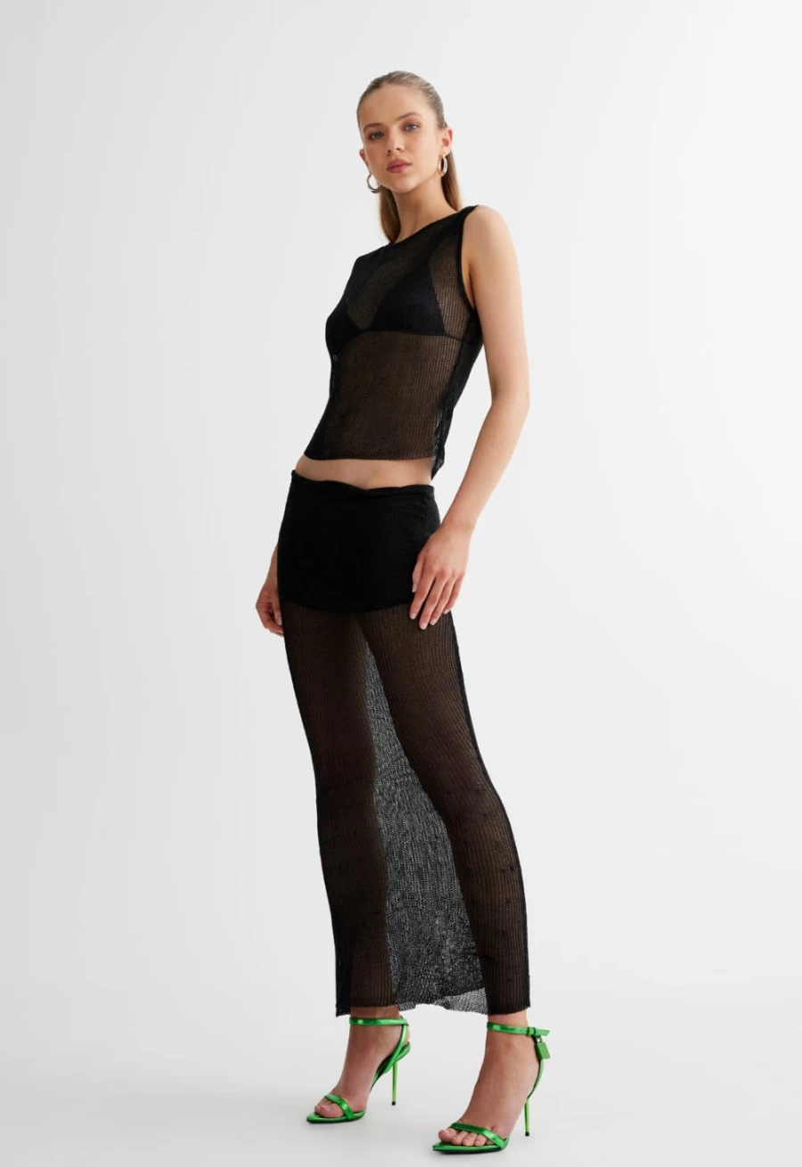 Lioness Women's Kendall Skirt in Onyx - Stylish & Comfortable Mid-Length Skirt